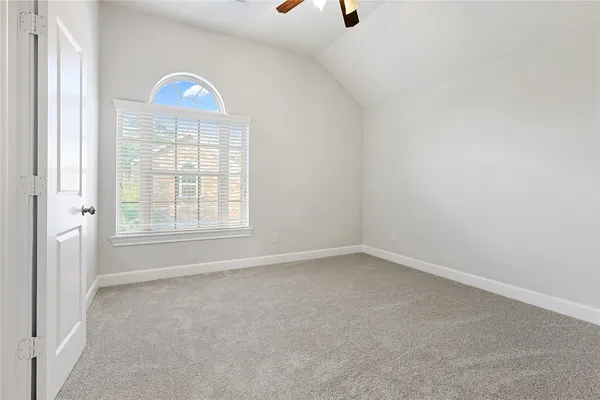 $2,350 | 5166 Oasis Park Lane, Houston, TX 77021