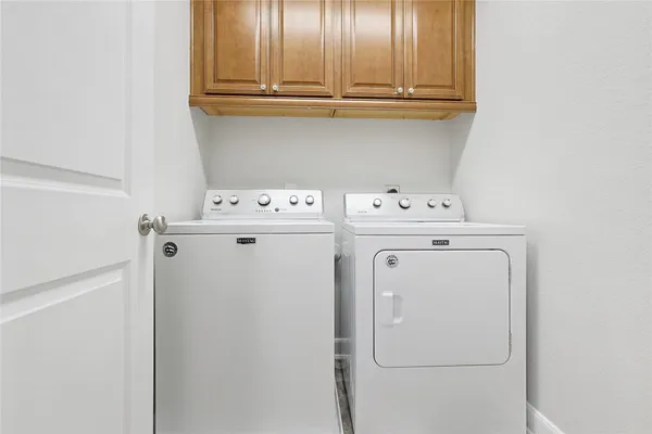 $2,350 | 5166 Oasis Park Lane, Houston, TX 77021