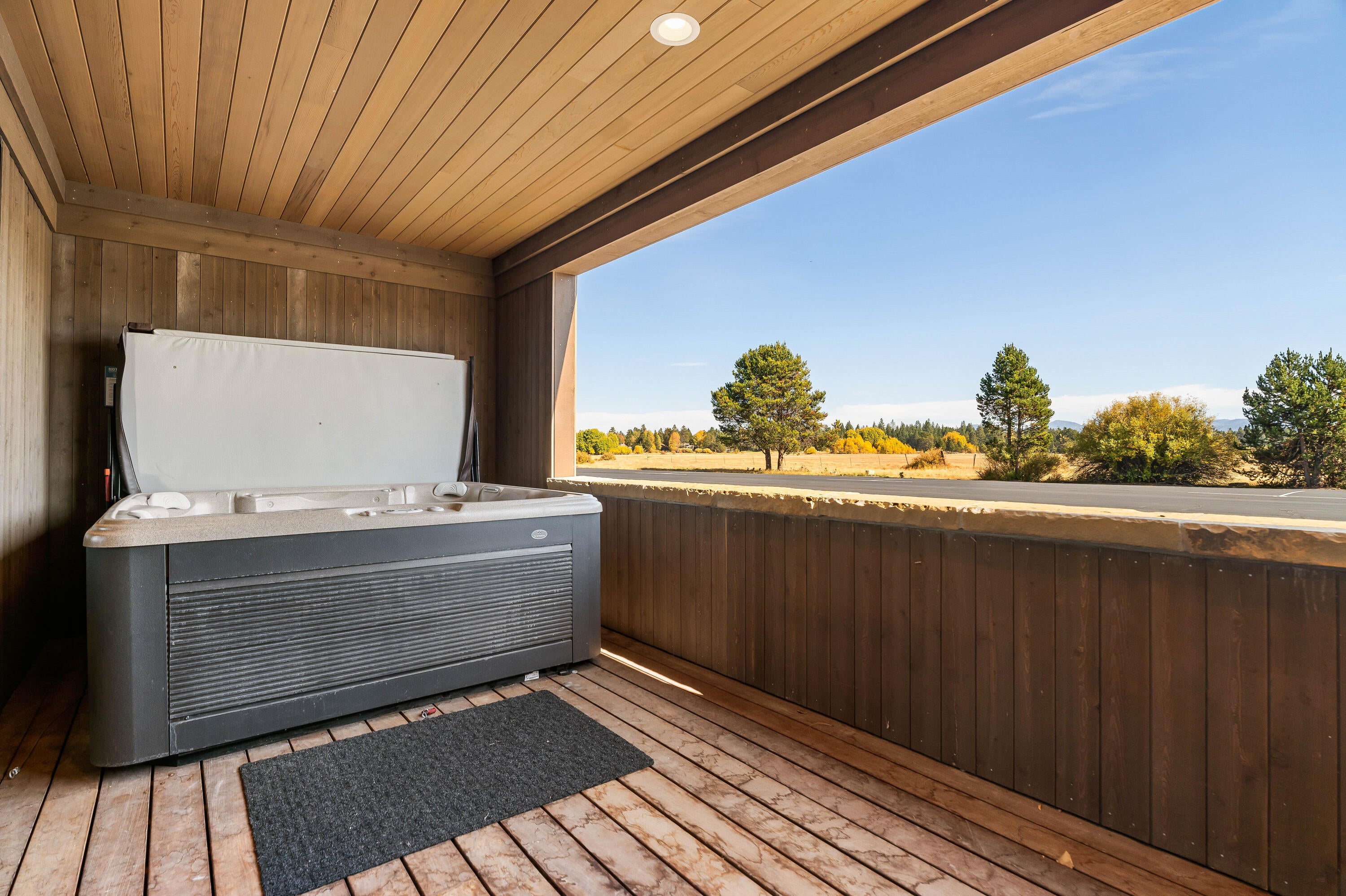 56878 River Road, Unit 2 Sunriver, OR 97707 - Photo 55 of 67 Lower Deck