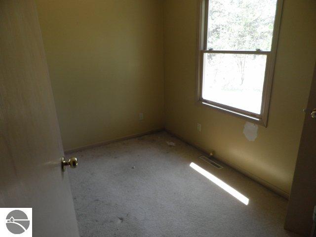 3468 Bowerman Road Kingsley, MI 49649 - Photo 10 of 13 1736745-9.JPG