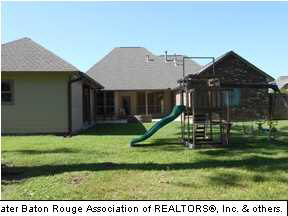 17543 Purple Martin Court Baton Rouge, LA 70816 - Photo 8 of 9 Gallery Image 8