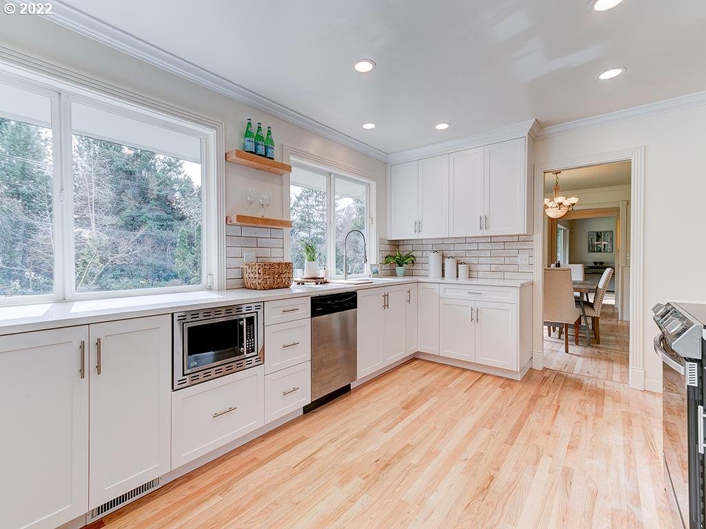 15045 Southwest Bull Mountain Road Tigard, OR 97224 - Photo 12 of 32 Gallery Image 12