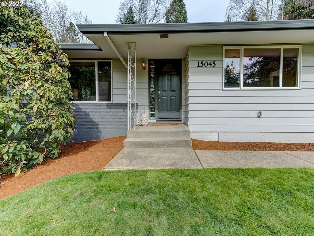 15045 Southwest Bull Mountain Road Tigard, OR 97224 - Photo 4 of 32 Gallery Image 4