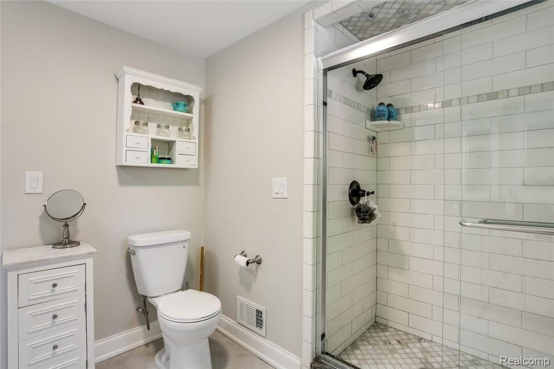 2973 Leyton Court Rochester, MI 48306 - Photo 25 of 36 2973 Leyton Ct Rochester Hills-large-025-25-2973 Leyton Ct00025-1500x1000-72dpi.jpg