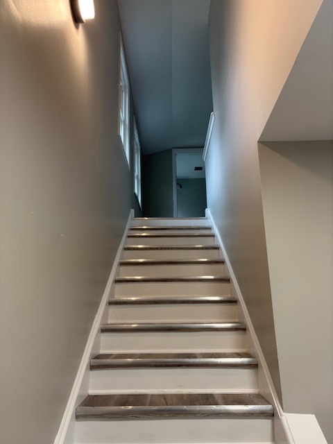 456 Franklin Boulevard Elgin, IL 60120 - Photo 17 of 32 a view of entryway