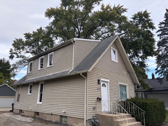 456 Franklin Boulevard Elgin, IL 60120 - Photo 2 of 32 a view of house that has a tree in front of it