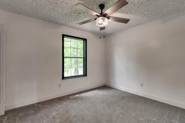 $290,000 | 430 Osceola Drive, Whitwell, TN 37397