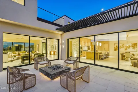 $4,749,000 | 5761 North Echo Canyon Circle, Phoenix, AZ 85018