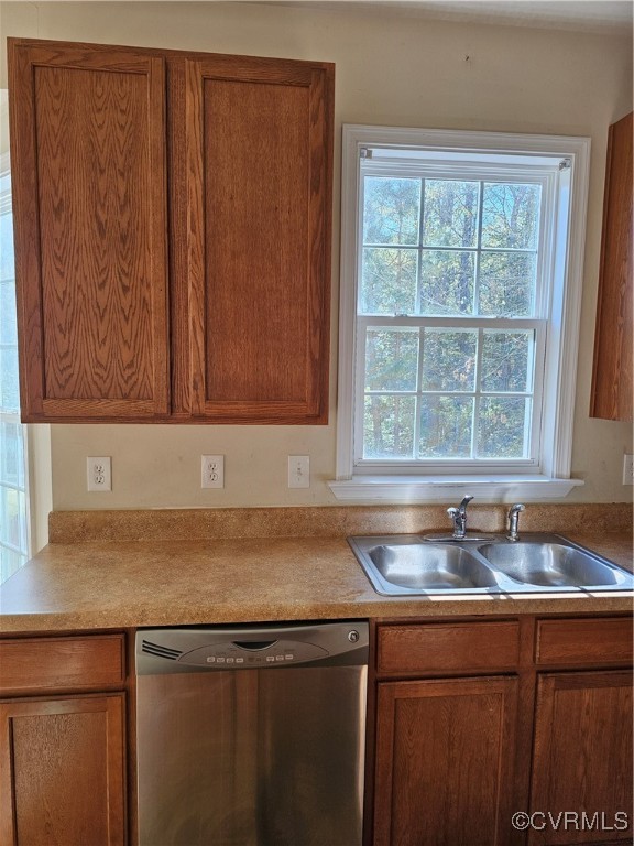 9019 Hickory Road Petersburg, VA 23803 - Photo 12 of 36 Window above sink