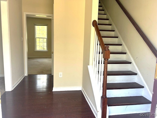9019 Hickory Road Petersburg, VA 23803 - Photo 3 of 36 Foyer entrance