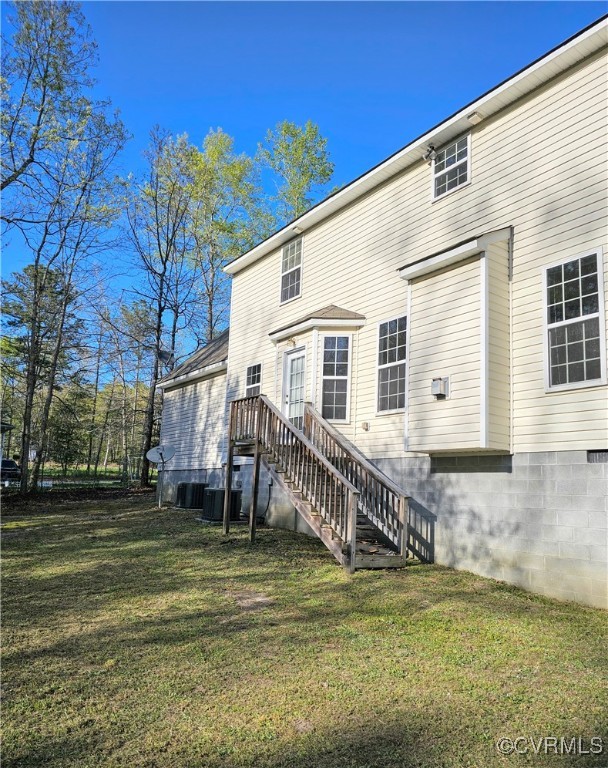 9019 Hickory Road Petersburg, VA 23803 - Photo 34 of 36 Back deck needs rebuilt