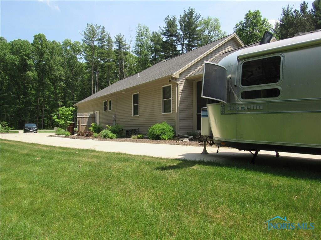 5160 Manore Road Swanton, OH 43558 - Photo 3 of 35 Gallery Image 3