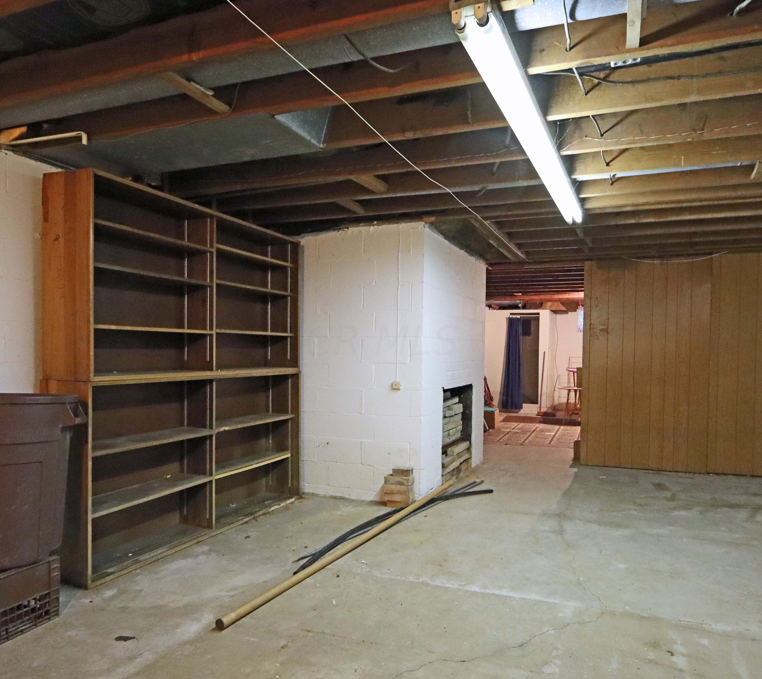 3761 Snouffer Road Columbus, OH 43235 - Photo 30 of 39 Huge Full Basement, Laundry hookups
