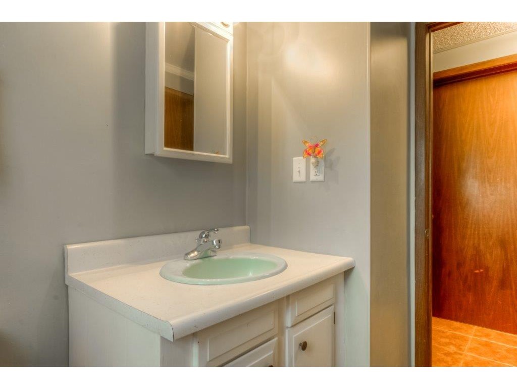 19 Redington Road Concord, NH 03301 - Photo 19 of 23 Gallery Image 19