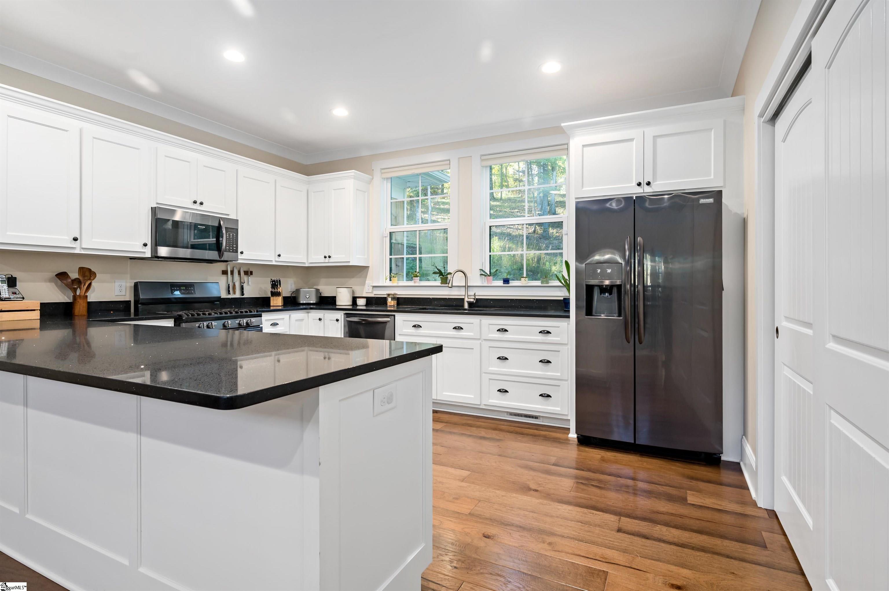 198 Crenshaw Road Sunset, SC 29685 - Photo 16 of 33
