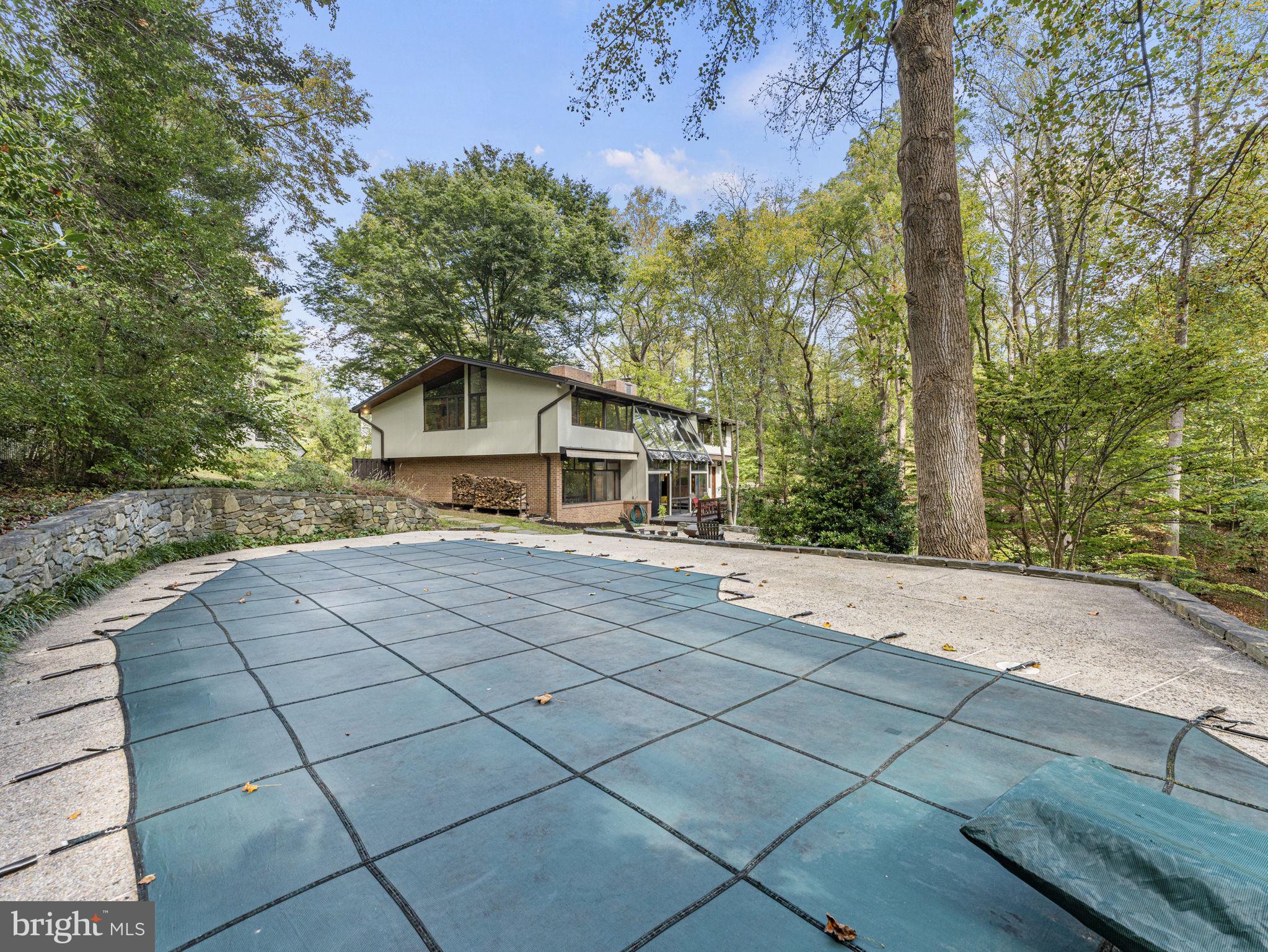 10815 Swains Lock Road Potomac, MD 20854 - Photo 64 of 94 Pool