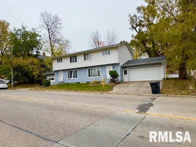 $199,900 | 2948 14th Avenue, Rock Island, IL 61201