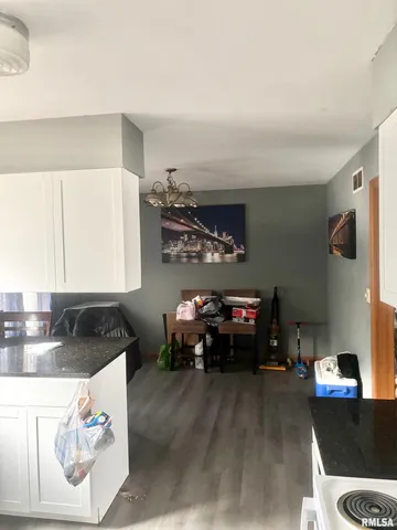 $199,900 | 2948 14th Avenue, Rock Island, IL 61201