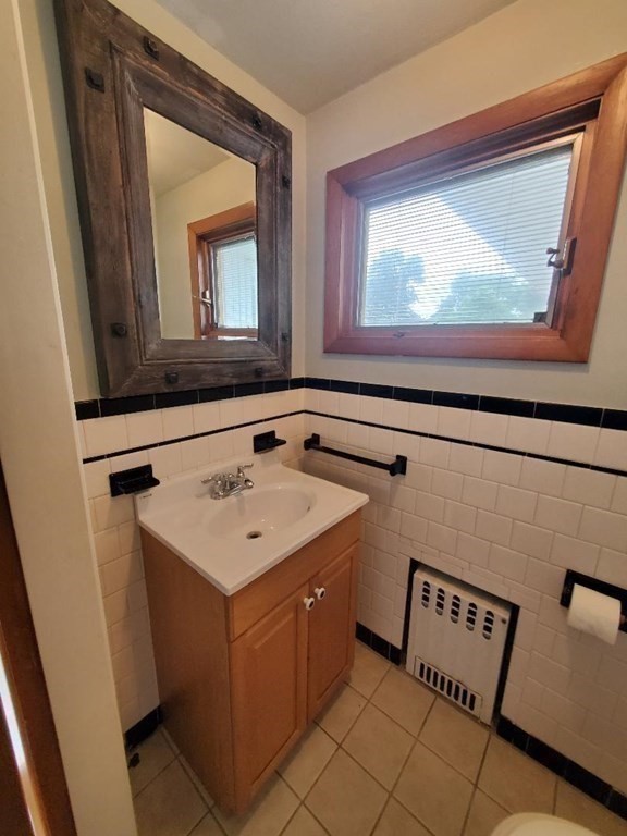 107 Davis Road Westport, MA 02790 - Photo 22 of 26 a view of utility room