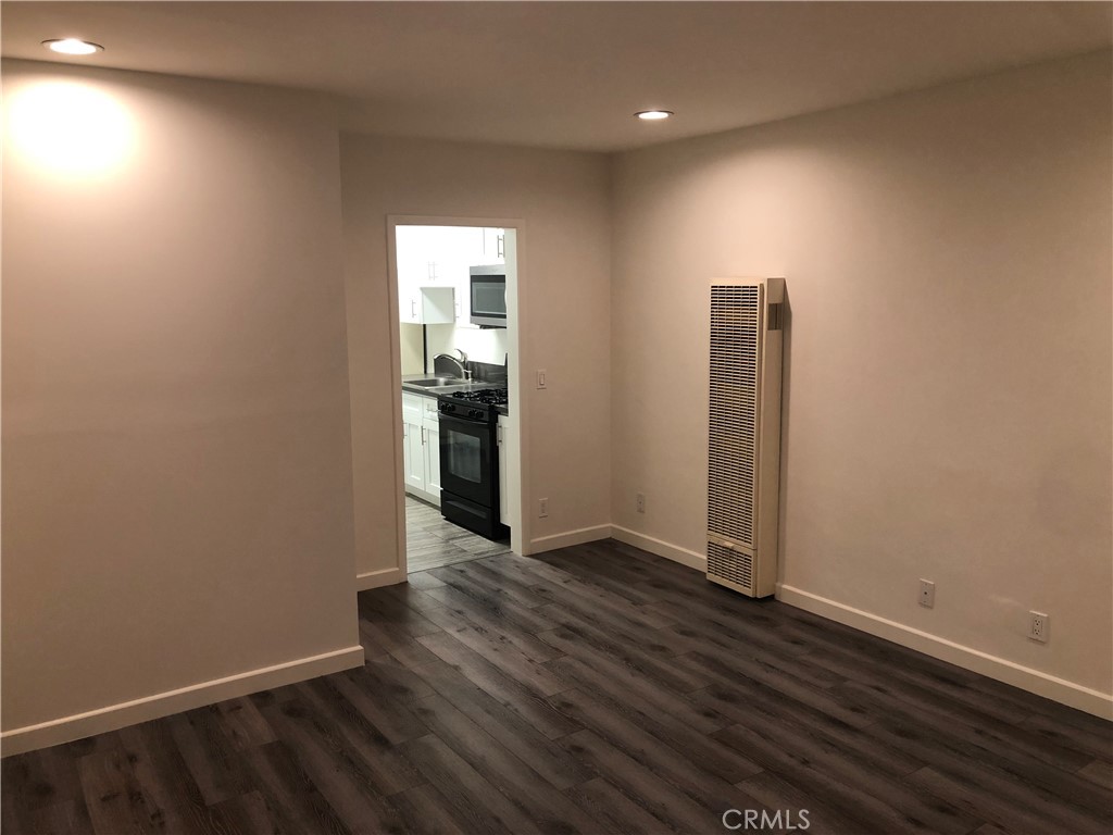 2511 East Washington Boulevard, Unit E Pasadena, CA 91104 - Photo 3 of 9