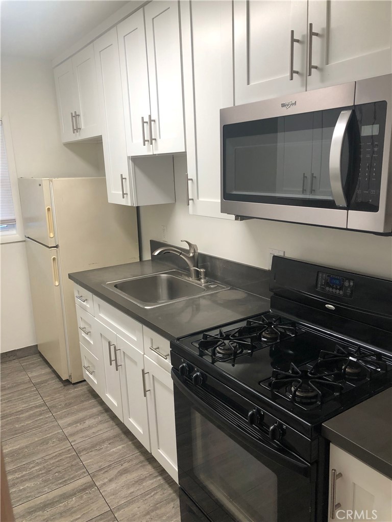 2511 East Washington Boulevard, Unit E Pasadena, CA 91104 - Photo 8 of 9