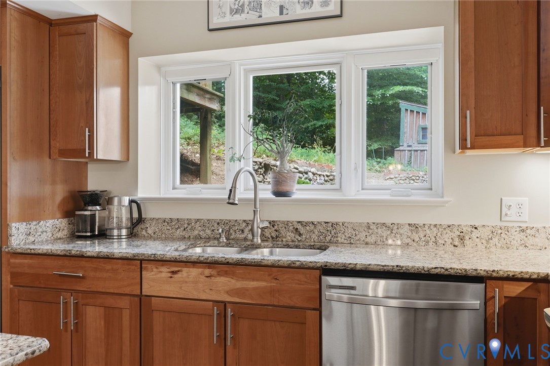 2339 Jimmy Winters Road Richmond, VA 23235 - Photo 16 of 56