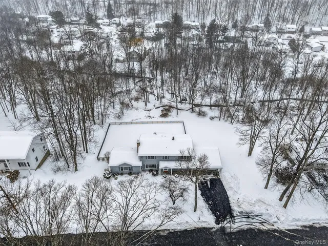 $900,000 | 2213 Van Cortlandt Circle, Yorktown Heights, NY 10598