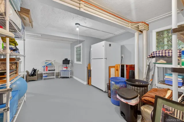 $900,000 | 2213 Van Cortlandt Circle, Yorktown Heights, NY 10598