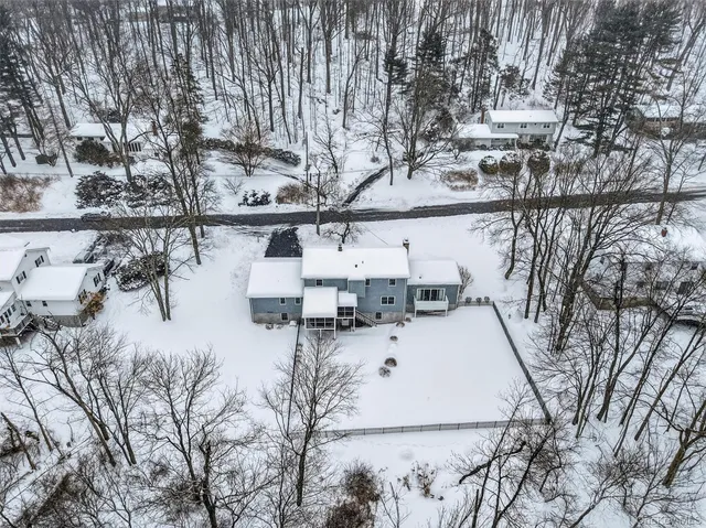 $900,000 | 2213 Van Cortlandt Circle, Yorktown Heights, NY 10598