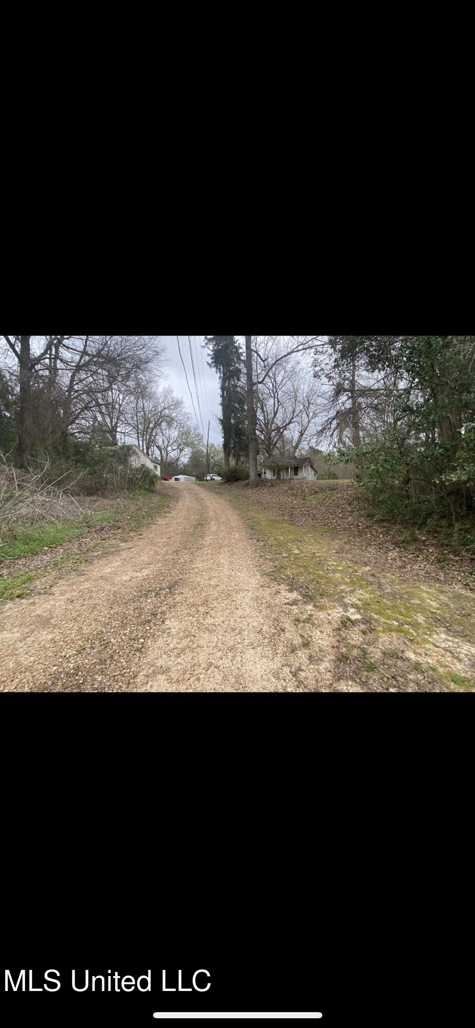 580 Highway 61 Natchez, MS 39120 - Photo 9 of 14 IMG_2434