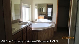 9325 Rifle-Rulison Road Rifle, CO 81650 - Photo 22 of 27 master bath