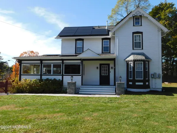 $784,900 | 1 Desai Court, Freehold, NJ 07728