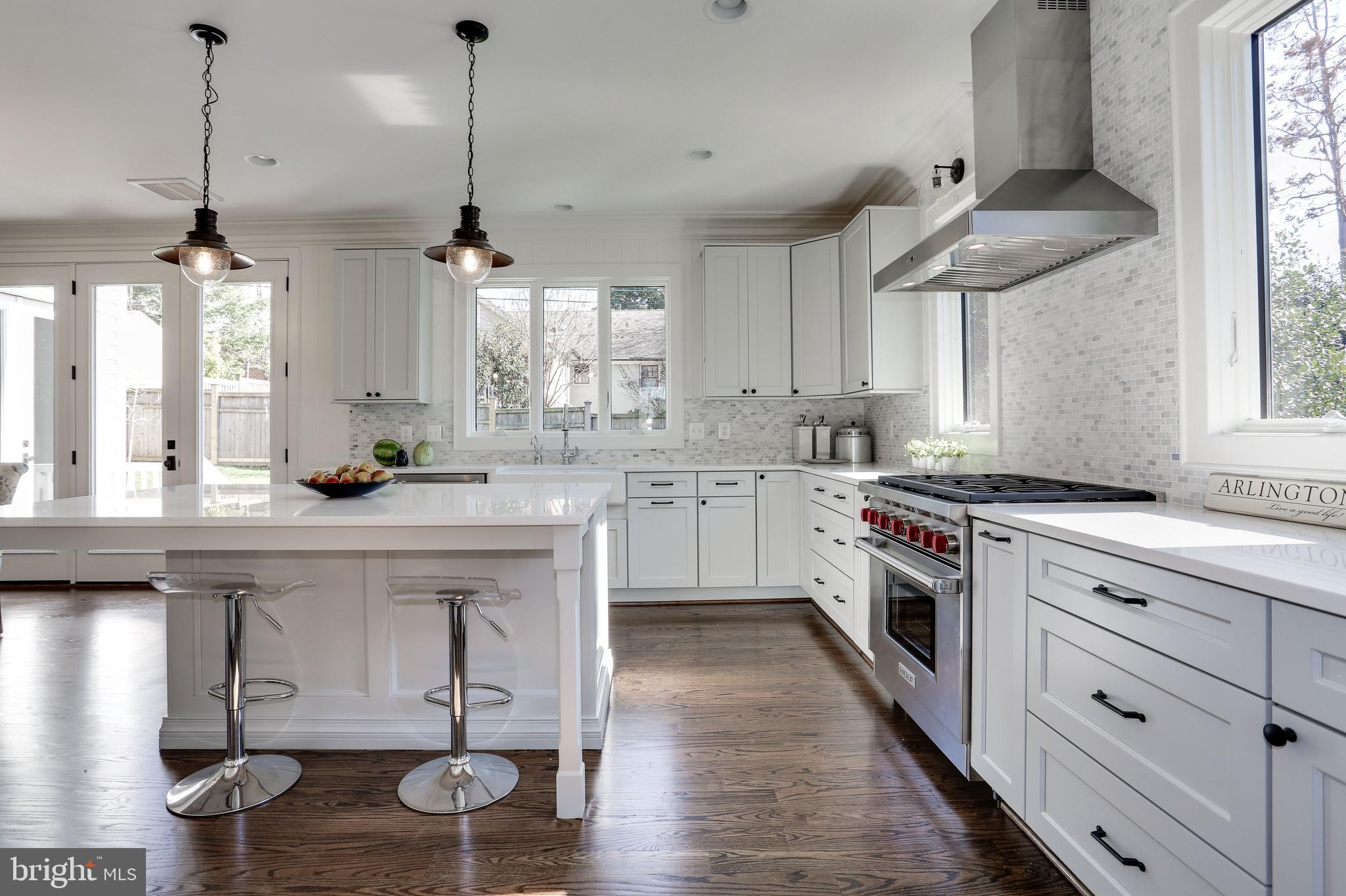 5010 25th Road North Arlington, VA 22207 - Photo 12 of 51 stool space to chat with sociable cook