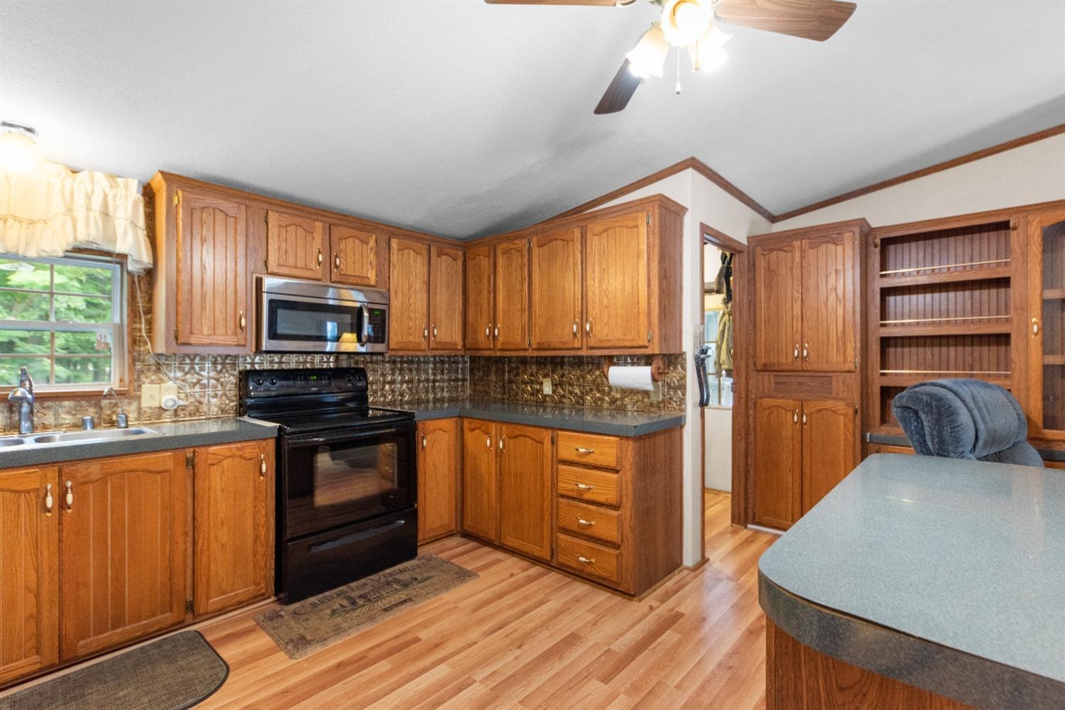12136 Fite Road Bethel, OH 45106 - Photo 10 of 39 Gallery Image 10