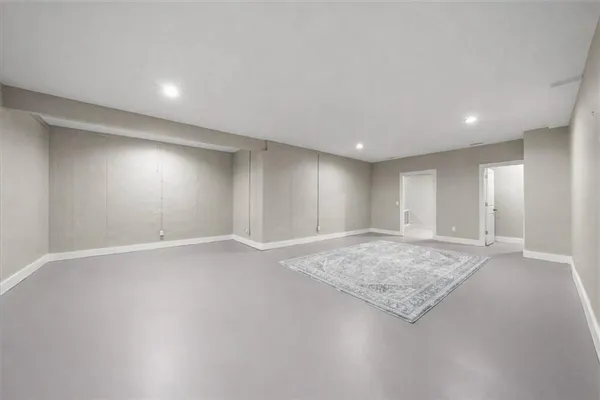 $529,900 | 2110 Northwest Ashurst Drive, Lee's Summit, MO 64081