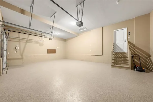 $529,900 | 2110 Northwest Ashurst Drive, Lee's Summit, MO 64081