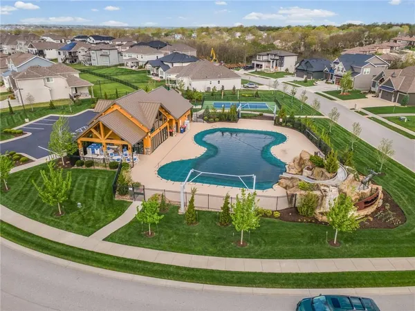 $529,900 | 2110 Northwest Ashurst Drive, Lee's Summit, MO 64081