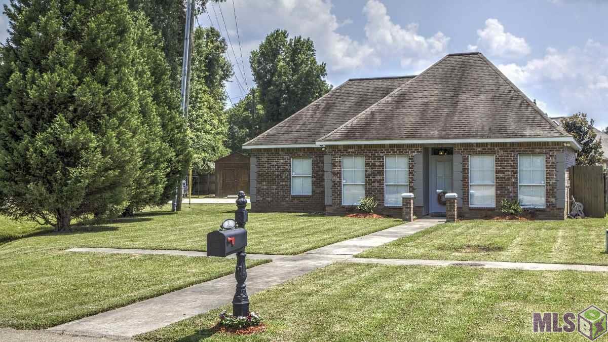 9390 Rue De Benoit Denham Springs, LA 70706 - Photo 2 of 23