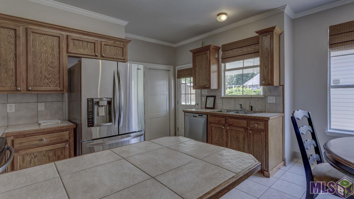 9390 Rue De Benoit Denham Springs, LA 70706 - Photo 6 of 23