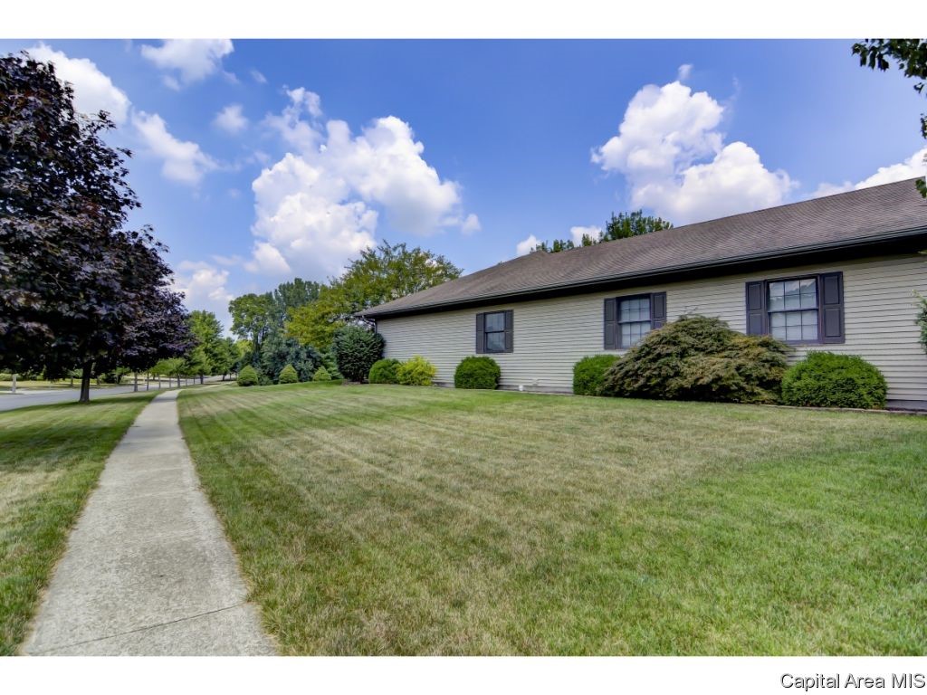 3921 Stone Bridge Road Springfield, IL 62711 - Photo 29 of 30