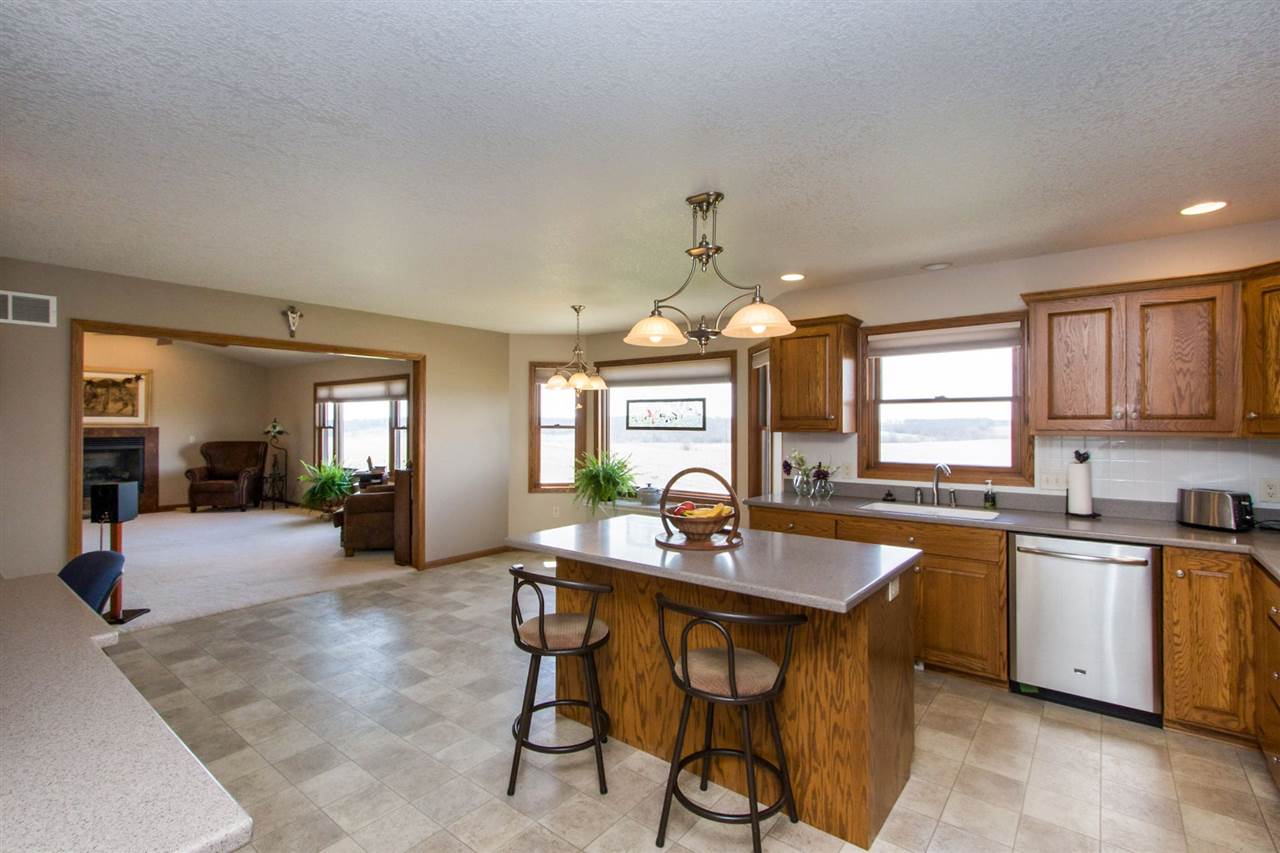 3331 Bayertown Road Southwest Riverside, IA 52327 - Photo 19 of 46 Gallery Image 19