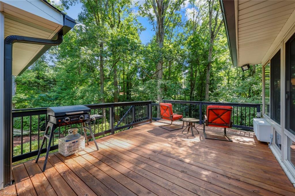 1029 Huntingdon Road Winston-Salem, NC 27104 - Photo 13 of 31 Gallery Image 13
