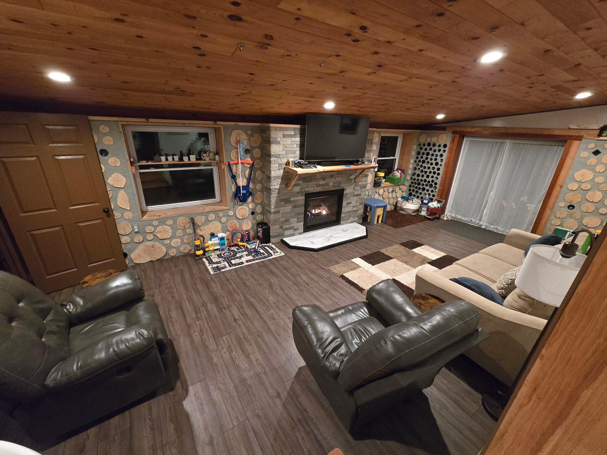 200 Garrand Road Mooers, NY 12958 - Photo 3 of 19 Living Room