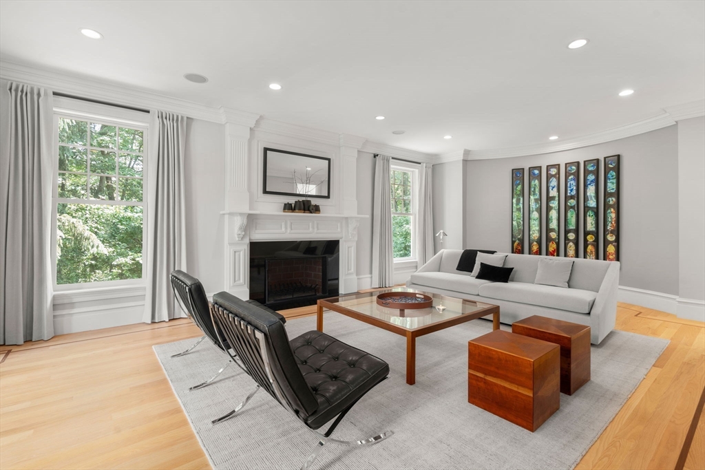 300 Glen Road Weston, MA 02493 - Photo 11 of 40