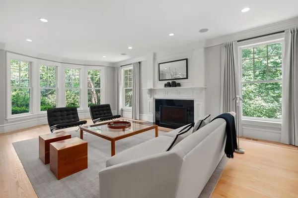 $5,795,000 | 300 Glen Road, Weston, MA 02493