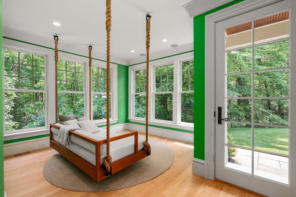 300 Glen Road Weston, MA 02493 - Photo 16 of 40