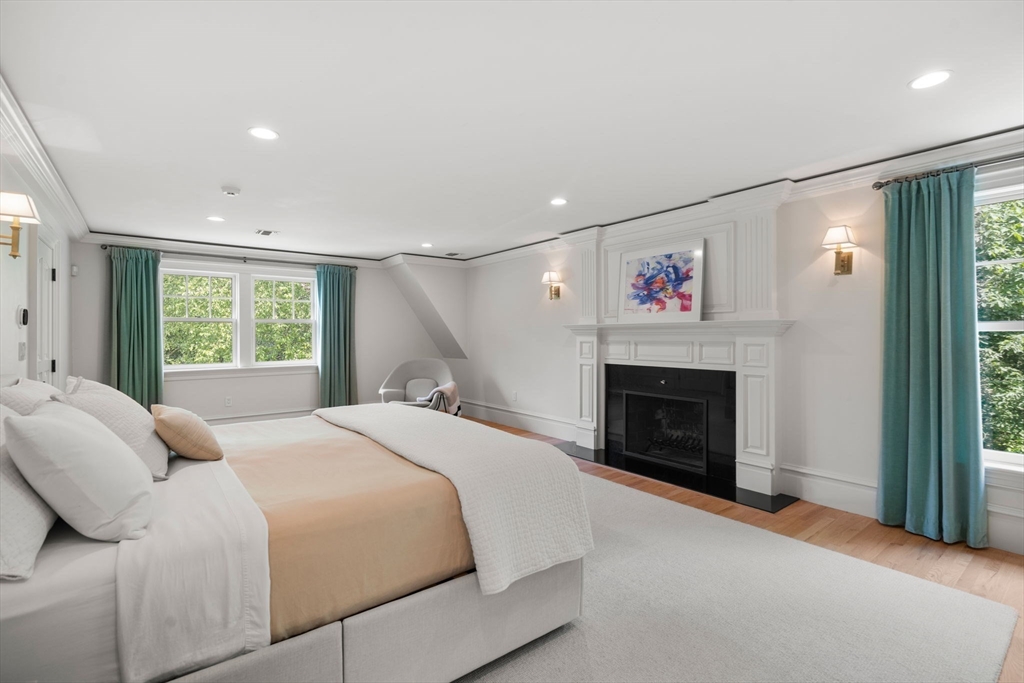 300 Glen Road Weston, MA 02493 - Photo 19 of 40