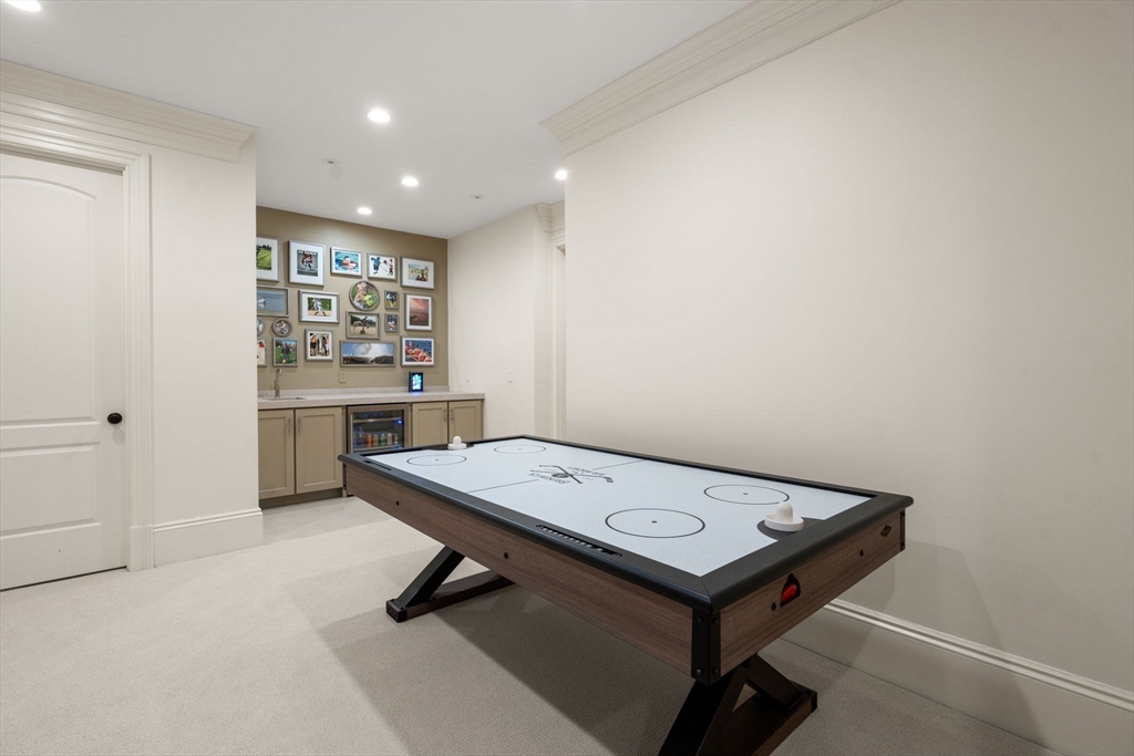 300 Glen Road Weston, MA 02493 - Photo 36 of 40