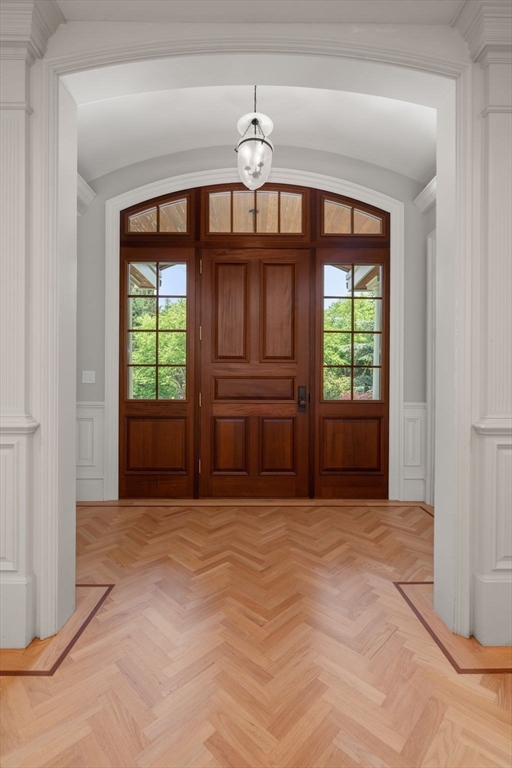 300 Glen Road Weston, MA 02493 - Photo 4 of 40