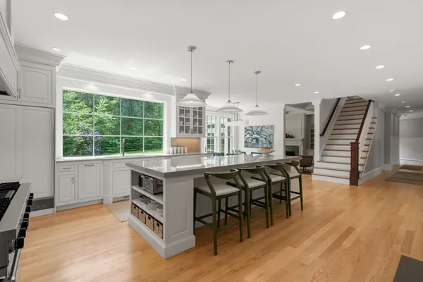$5,795,000 | 300 Glen Road, Weston, MA 02493